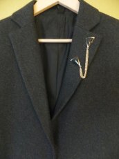 画像5: チェーン付きカラーピン・Triangle Collar Pins (5)