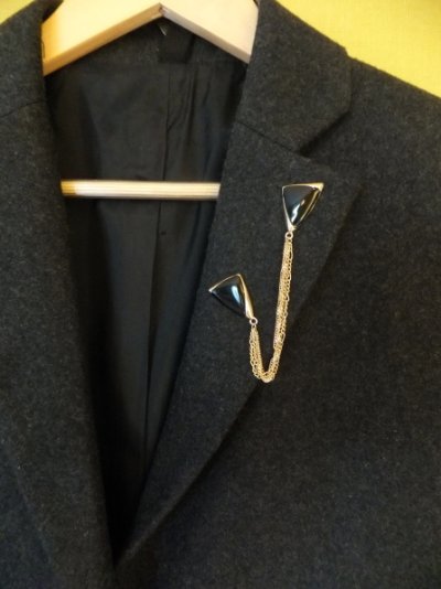 画像3: チェーン付きカラーピン・Triangle Collar Pins