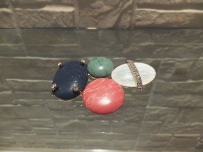 画像3: 半貴石入り、美しい色彩バランスのブローチ・Teja