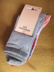 画像4: アーティーな北欧デザインのソックス2足セット・Mix socks 2set (4)