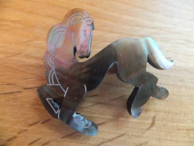 画像2: ユーズド商品・Hoss Intropiaの馬モチーフのシェル素材入りブローチ