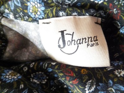 画像1: ユーズド商品・Johanna Parisイタリア製ボウタイ付き可憐なフラワー柄ブラウス