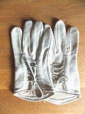 画像2: ユーズド商品・フランスAgnelleのクリームアイボリー色ラムレザー手袋 (2)
