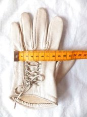 画像8: ユーズド商品・フランスAgnelleのクリームアイボリー色ラムレザー手袋 (8)