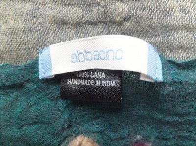 画像2: ユーズド商品・スペインAbbacinoのウール100％幻想的な刺繍入りストール