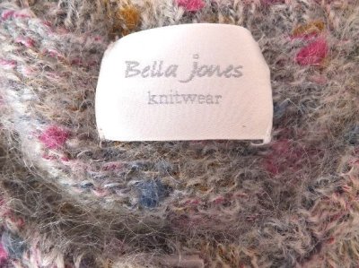 画像1: ユーズド商品・フランスBella Jonesの幻想的な色彩が美しいスナップボタン付きカーディガン