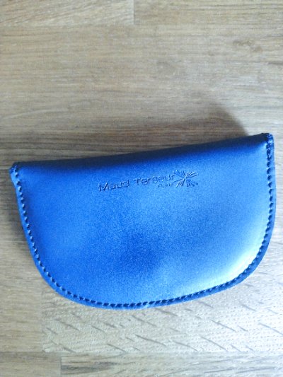 画像2: ユーズド商品・フランスMaud Terseurのクラフトマンシップ溢れるレザーのミニパスケース