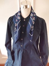 画像10: ユーズド商品・ フランスで買い付けたレトロ＆クラシックな柄入りヴィンテージスカーフ (10)