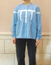 画像1: デッドストック商品・フランスKarl Marc Johnのレース入り薄手コットンデニムシャツ (1)