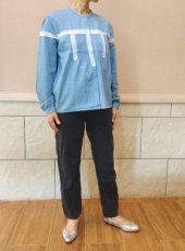 画像5: デッドストック商品・フランスKarl Marc Johnのレース入り薄手コットンデニムシャツ (5)
