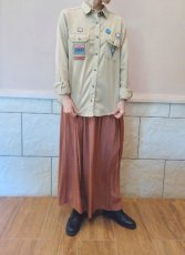 画像7: ユーズド商品・フランスFIVEの多彩なワッペン付きベージュ色ワークシャツ (7)