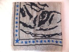 画像4: ユーズド商品・ 北欧デザイン！Becksöndergaardのウール＆シルク素材ポップな柄のストール (4)