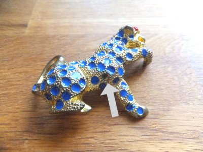 画像1: ユーズド商品・訳あり価格！スペインより買い付けたパンサーモチーフのヴィンテージブローチ