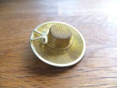 画像3: ユーズド商品・スペインより買い付けたツバ広ハットモチーフのヴィンテージブローチ (3)