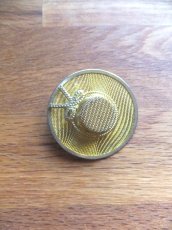 画像1: ユーズド商品・スペインより買い付けたツバ広ハットモチーフのヴィンテージブローチ (1)