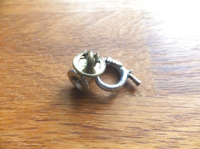 画像3: ユーズド商品・イギリスヴィンテージA.R.Brownのホルンモチーフのピンズブローチ