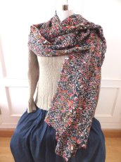 画像7: ユーズド商品・フランスより買い付けた美しい色柄のウール＆シルク素材ストール (7)